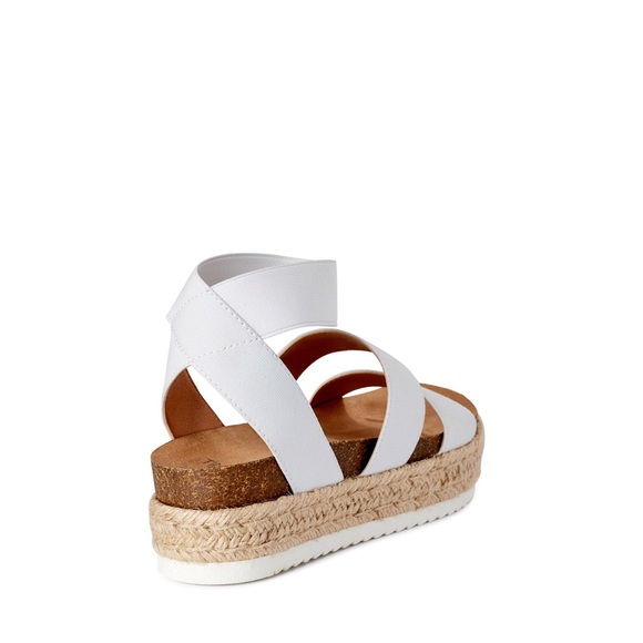 New Time & Tru White Strappy Flatform Sandals - Picture 3 of 14